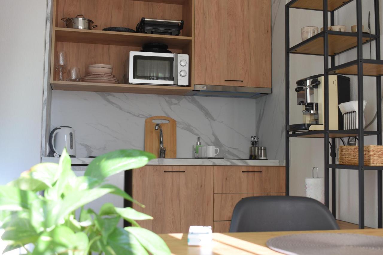 Feels Like Home Studio Apartments - Flh Albania Тирана Екстер'єр фото